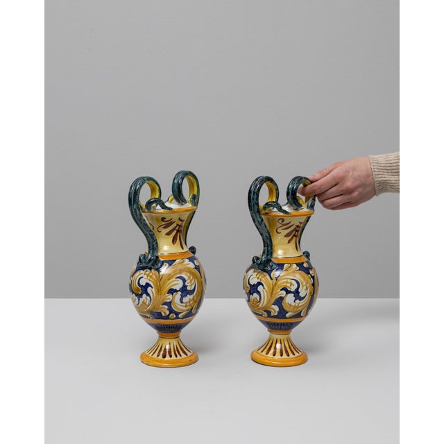 Traditional Pair Of 20th Century Italian Painted Ceramic Vases For Sale - Image 3 of 18