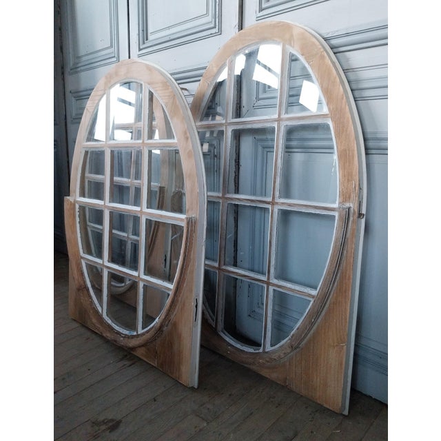 Antique Chestnut Bulls-Eye Windows, 1890s, Set of 3 For Sale - Image 12 of 14
