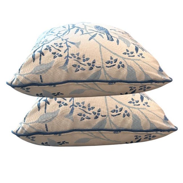 2020s Pair of 22'' Blue Chinoiserie Bird Print Throw Pillows For Sale - Image 5 of 5