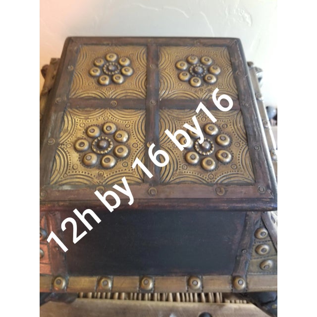 Great looking wood and brass decorative Elephant themed box.