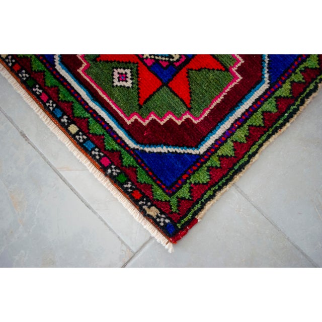 Green Hand Knotted Oushak Rug. Colorful Rug, Bath Mat, Laundry Decor 1'5" X 3' For Sale - Image 8 of 9