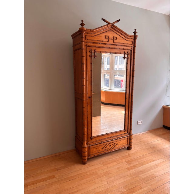 1920s Vintage Wardrobe in Faux Bamboo, 1920s For Sale - Image 5 of 5