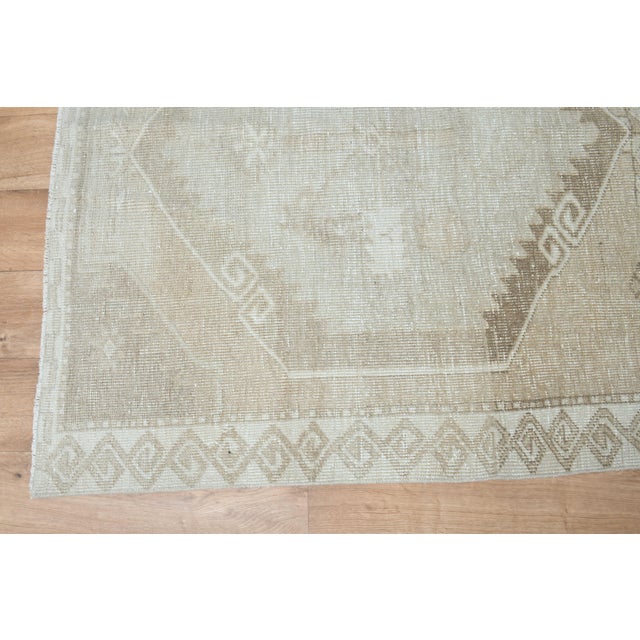 1970s 1970s Vintage Handmade Wool Cotton Turkish Beige Runner Rug For Sale - Image 5 of 11