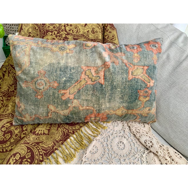 2010s Pottery Barn Lumbar Decorative Pillow Velvet Printed 16” X 26” Reversible to Solid Natural Moroccan Style For Sale - Image 5 of 12