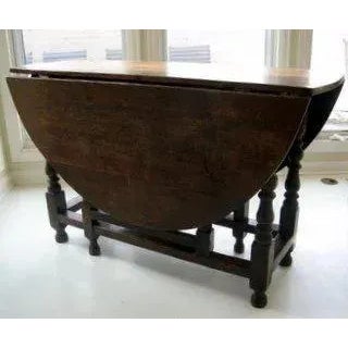 English Oak Gateleg Table c 1700 For Sale - Image 4 of 9