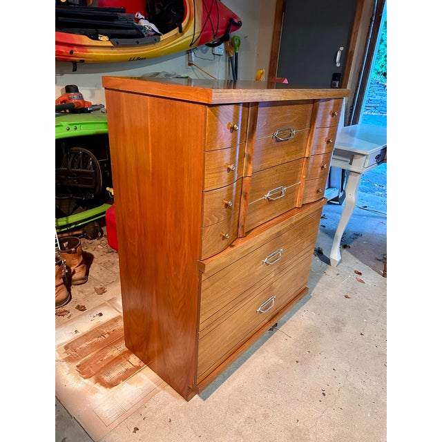 Mid-Century Modern Highboy Dresser – Excellent Condition For Sale - Image 4 of 11