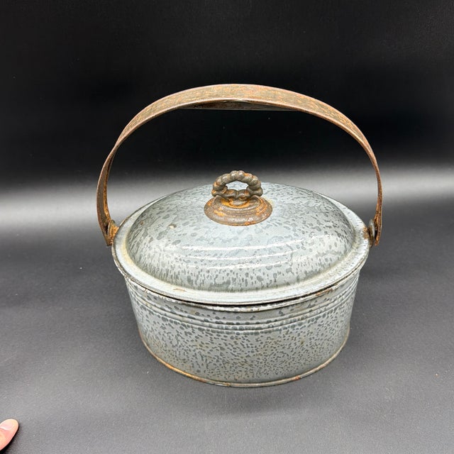 A Rare Antique Gray Agateware Oval Lunch Pail With Agate Lid, Circa 1900 For Sale - Image 12 of 12