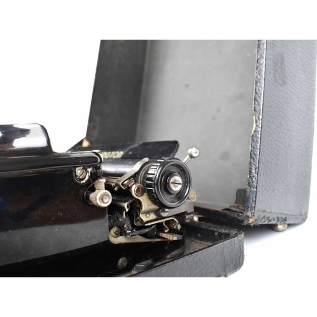 Mid 20th Century Early Remington Envoy Typewriter With Case Spanish Language For Sale - Image 9 of 13