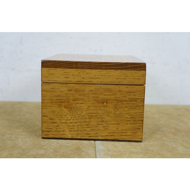 Vintage Walt D Richard Quartered Oak Felt Lined Trinket Keepsake Box 7" For Sale - Image 4 of 13