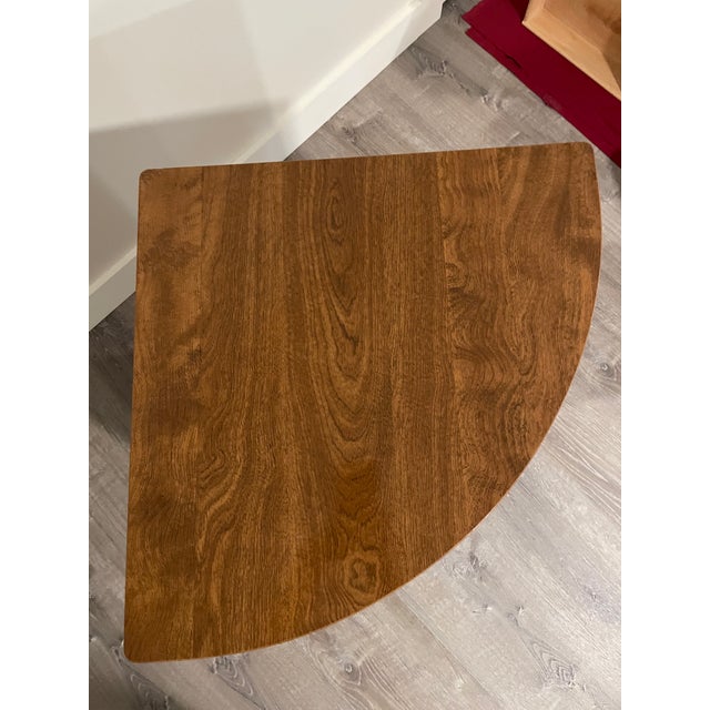 Ethan Allen Vintage Ethan Allen Heirloom Nutmeg Maple Corner Shelf/Bookcase For Sale - Image 4 of 7