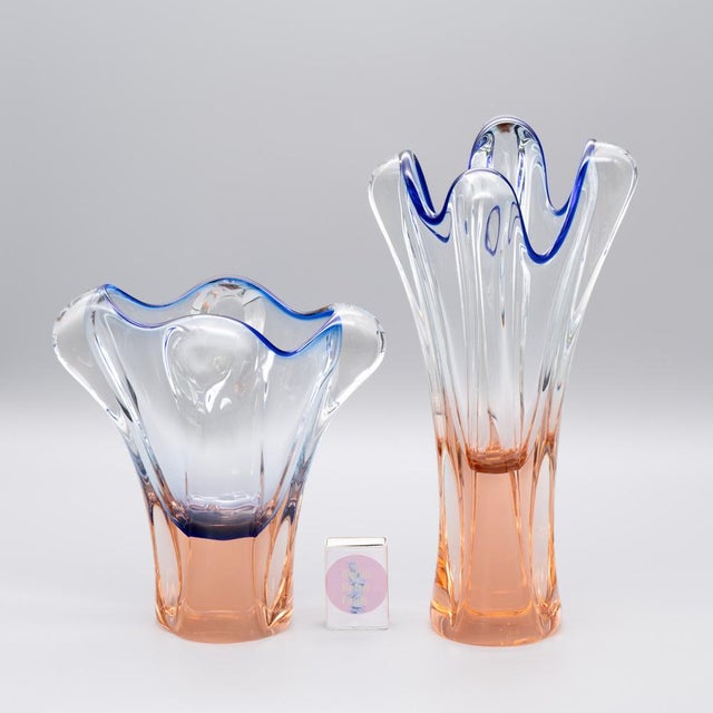 Mid-Century Modern Sculptural Sommerso Art Glass Vases by Josef Hospodka, 1960s, Set of 2 For Sale - Image 3 of 10