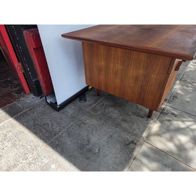 1960s Mid-Century Walnut Executive Desk Danish Modern Desk By: Hiebert For Sale - Image 9 of 12