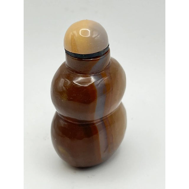 Vintage Chalcedony Double Gourd Snuff Bottle For Sale In Chicago - Image 6 of 14