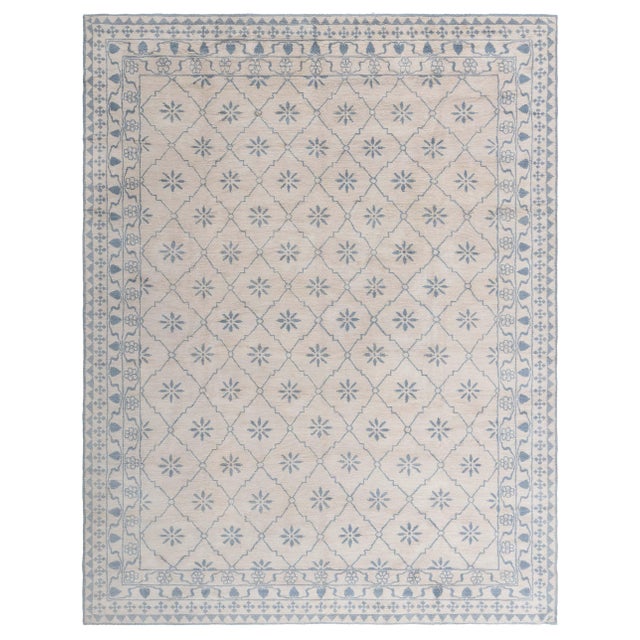 Contemporary Eight-Point Star Ivory With Blue Carpet "Flocon" For Sale