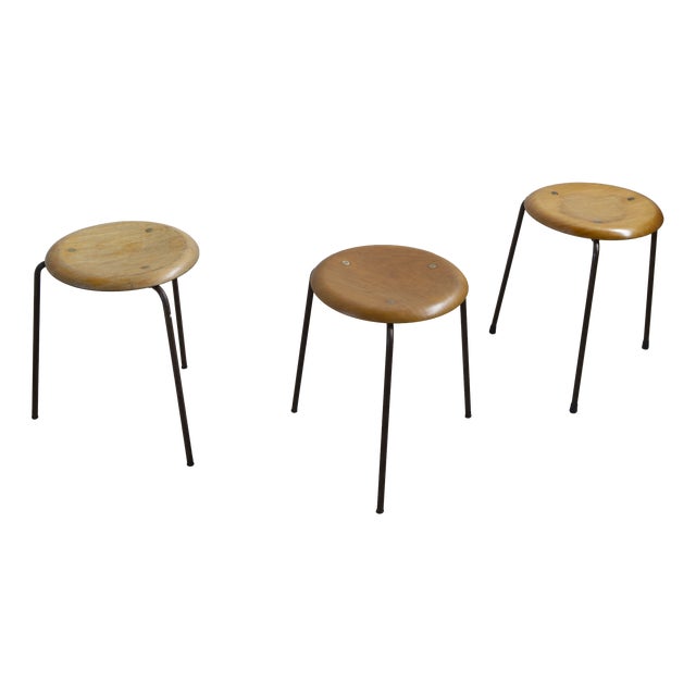 Vintage Tripod Dot Stools in Teak and Copper by Fritz Hansen, 1950s, Set of 3 For Sale