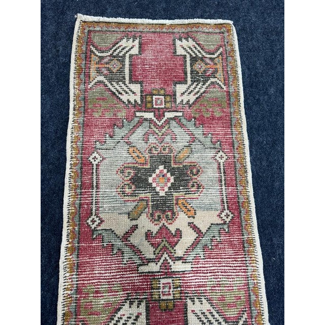 Turkish Yastik Rug 1'6" x 3'4" For Sale - Image 4 of 5