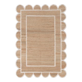 White Jute Wool Premium Handwoven (Not Braided) Scalloped Rug 3x5 Ft. For Sale