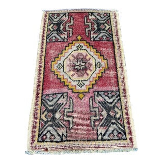 Turkish Yastik Rug 1'11" x 3'2" For Sale