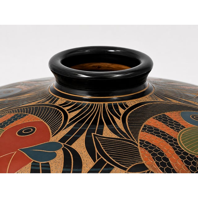 Pedro Guerrero Nicaraguan Chorotega Hand-Carved Ceramic Fish Bud Vase For Sale - Image 16 of 18