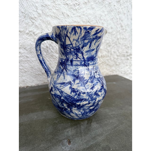 American Vintage Jerry Brown Hamilton 1993 Pitcher Pottery Ceramic Blue Splatter Glaze For Sale - Image 3 of 6