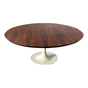 Mid-Century Modern Rosewood Tulip-Style Coffee Table in the Style of Eero Saarinen, C. 1970s