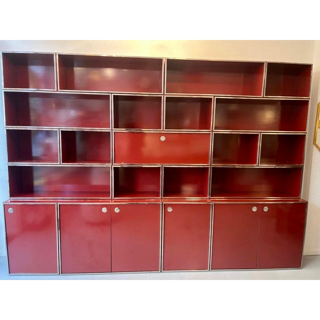 Modular Shelving Unit in Burgundy Red Lacquered Wood and Chromed Metal Frame, Italy, 1970s For Sale - Image 13 of 13