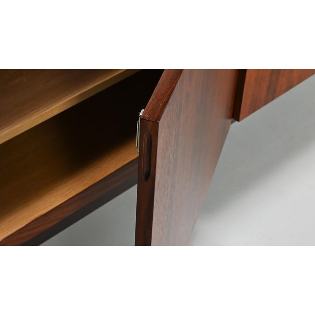 Vintage Danish Rosewood Credenza by Ib Kofod-Larsen, 1960 For Sale - Image 10 of 18