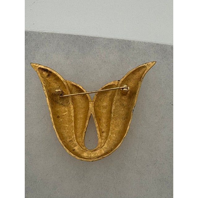 Vintage 1980s Sculptural Tulip Gold Tone Brooch For Sale In Miami - Image 6 of 7