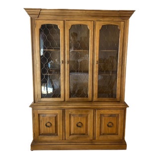 Mid-Century Drexel China Cabinet With Arched Lattice Glass Doors For Sale
