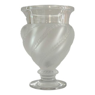 Lalique Ermenonville Footed Vase – Clear & Frosted French Crystal Art Deco Vase, Circa 1970 For Sale