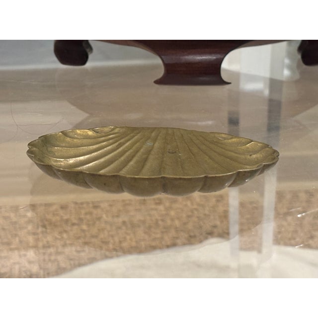 Metal Vintage Brass Shell Catchall / Brass Shell Soap Dish / Brass Shell Decorative Object For Sale - Image 7 of 9