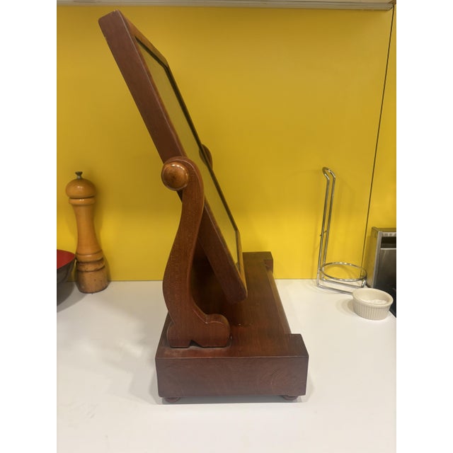 Traditional English Mahogany Dressing/Toilet Mirror, Probably Late Georgian or Regency, Roughly 1810–1830. For Sale - Image 3 of 10
