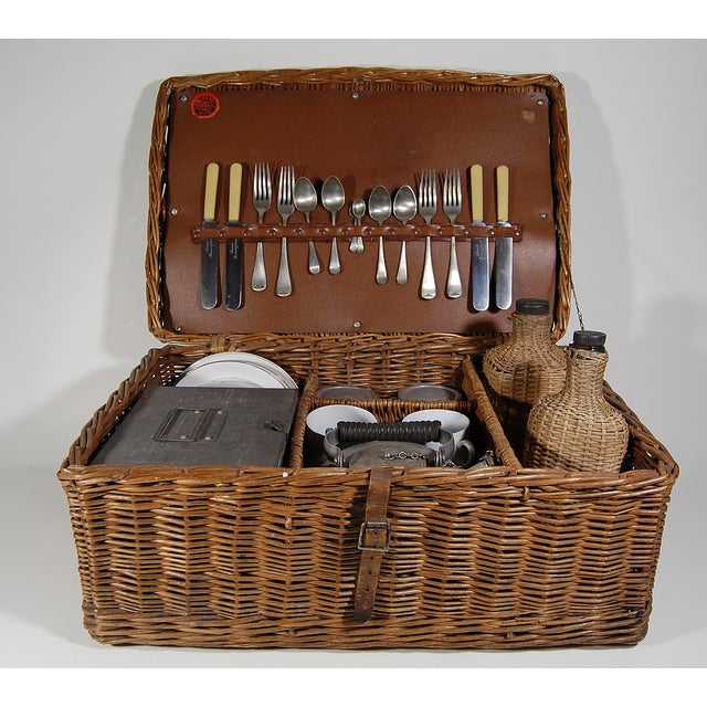 Vintage English ' Sirram ' Wicker Kettle & Tea Service for 4 Picnic Set