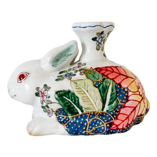 Vintage Hand-Painted Chinoiserie Tobacco Leaf Porcelain Rabbit Candlestick For Sale