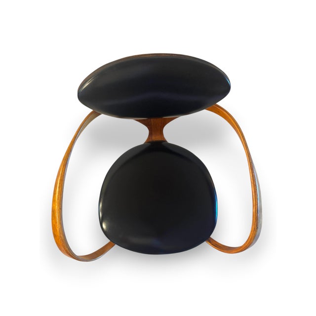 1960s Pair of Norman Cherner "Pretzel" Armchairs for Plycraft, Circa Early 1960s — Original Labels, Walnut, Black Leather For Sale - Image 5 of 11