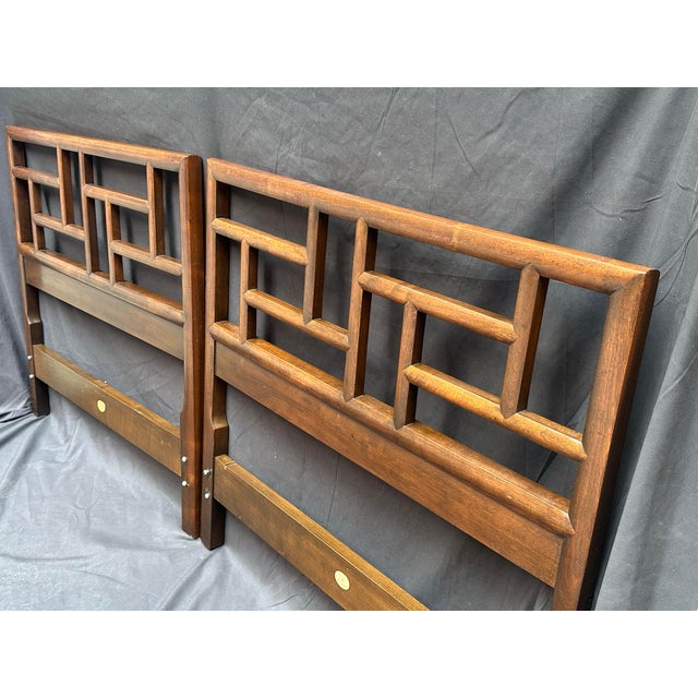 Late 20th Century Pair of Twin Headboards by Baker Furniture Chinese Chippendale Fretwork For Sale - Image 10 of 11