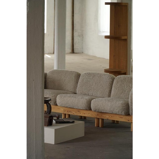 1980s Danish Modern Three-Seater Sofa in Pine and Lambswool, 1980s For Sale - Image 5 of 18