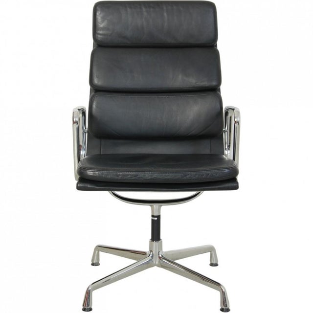 Vintage EA209 Softpad Chair in Black Leather by Charles Eames, 2000s For Sale - Image 18 of 18