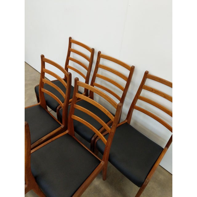 Set of 6 Vintage Mid Century Modern Dining Chairs by G Plan For Sale In New York - Image 6 of 8