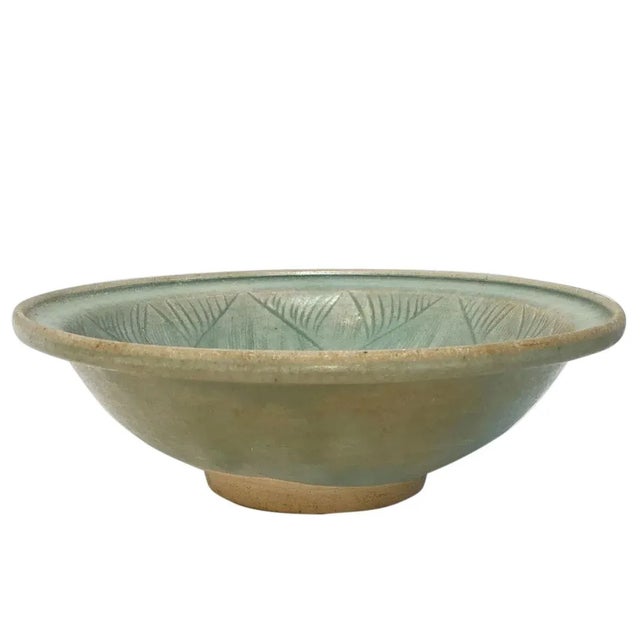 Celadon Large Thai Sawankhalok Celadon Stoneware Bowl For Sale - Image 8 of 12