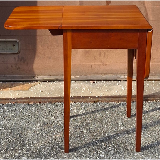 Mid 20th Century American Federal Style Solid Cherry Single Drawer Drop-Leaf Side Table For Sale In Washington DC - Image 6 of 14