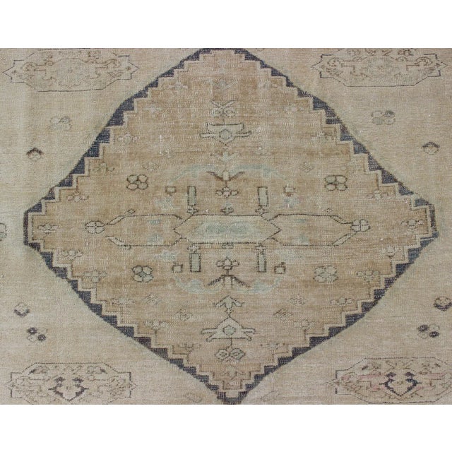 Textile Cream and Taupe Midcentury Turkish Oushak Rug With Etched Medallion Design For Sale - Image 7 of 11