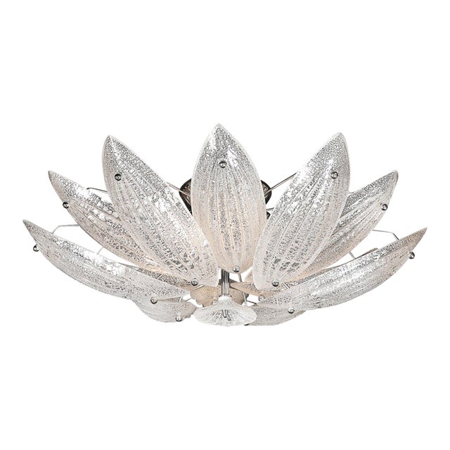 Late 20th Century Modernist Hand-Blown Murano Glass Reeded Leaf Form Chandelier W/ 24k White Gold For Sale