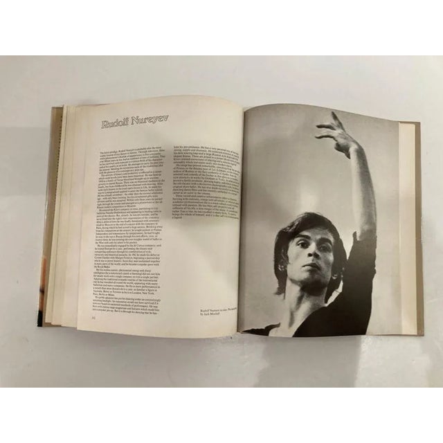 1976 A History of Ballet and Dance in the Western World Book by Alexander Bland For Sale - Image 10 of 13