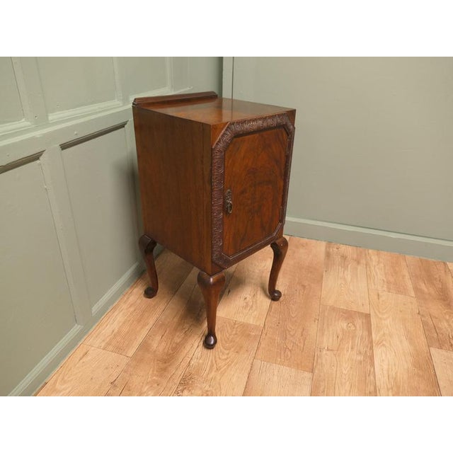 Early 20th Century Art Deco Walnut Bedside Cabinet on Cabriole Legs, 1900 For Sale - Image 5 of 7