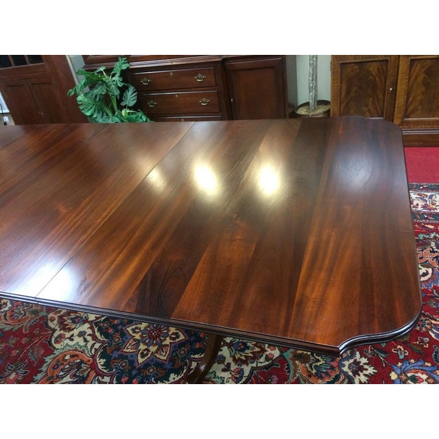 Vintage Mahogany Dining Table, Jamestown Sterling Furniture For Sale - Image 4 of 10