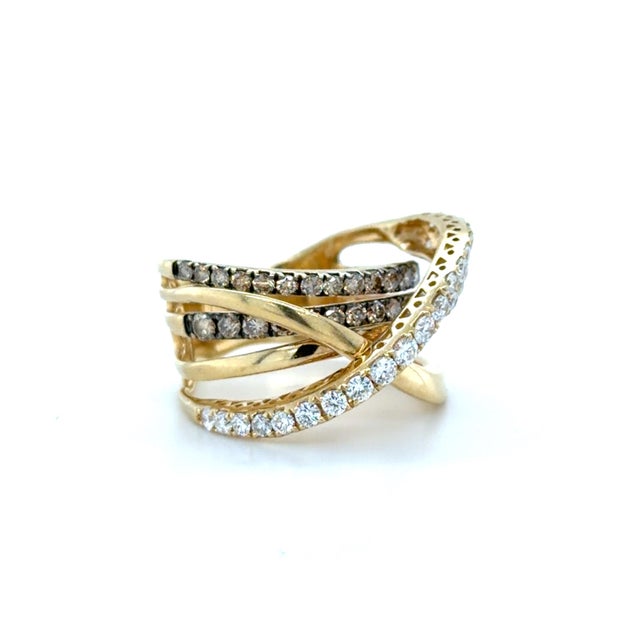 A striking Crisscross motif design showcases Le Vian’s signature Gladiator style, blending bold artistry with timeless...