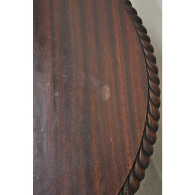 Brown Antique American Empire Floral Spiral Carved Mahogany Round Center Side Table For Sale - Image 8 of 12
