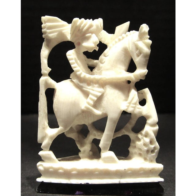 Antique Rajasthani Indian Ivory Colored Bone Complete Hand Carved Chess Set For Sale - Image 11 of 13