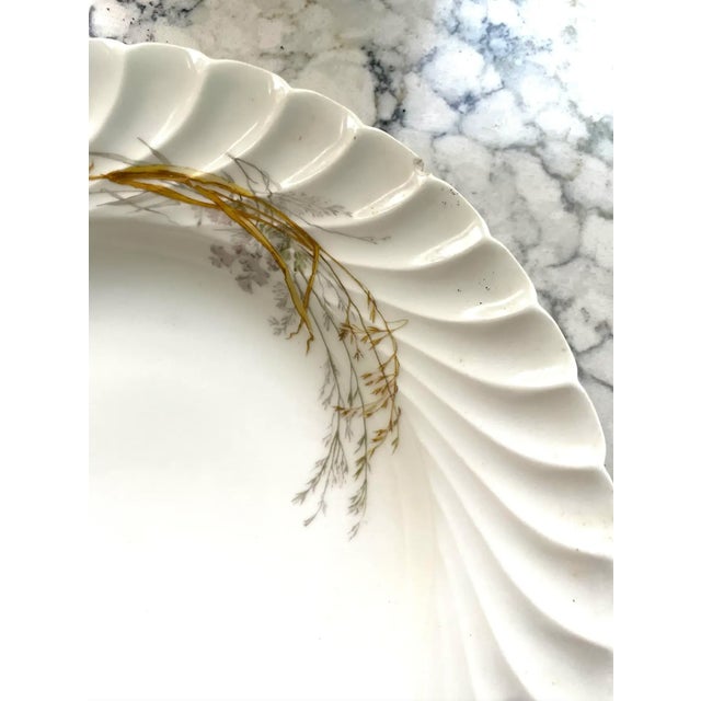 Limoges, France Late 19th Century Limoges Haviland & Co. Meadow Visitor Butterfly Porcelain Bowls (Set of 3) - Stamped For Sale - Image 4 of 7